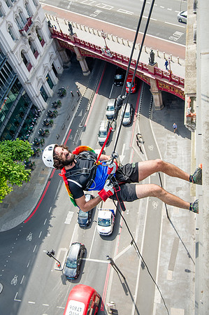 Hogan Lovells Abseiling 2022_157