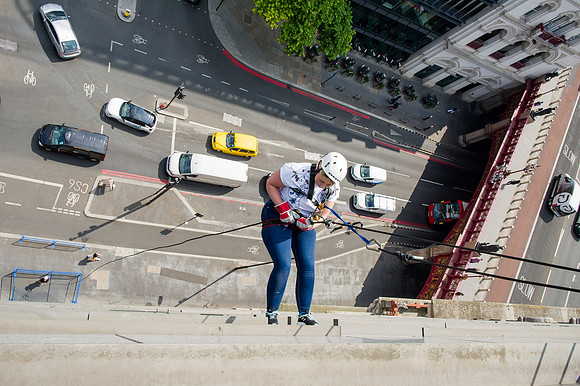Hogan Lovells Abseiling 2022_145
