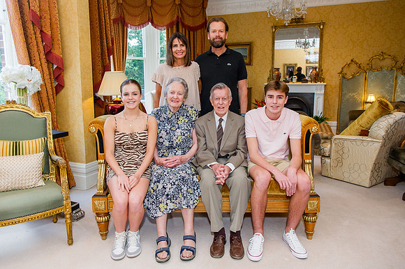 KatePhillipsfamily_3-7-23_007