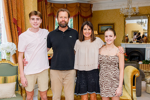 KatePhillipsfamily_3-7-23_017