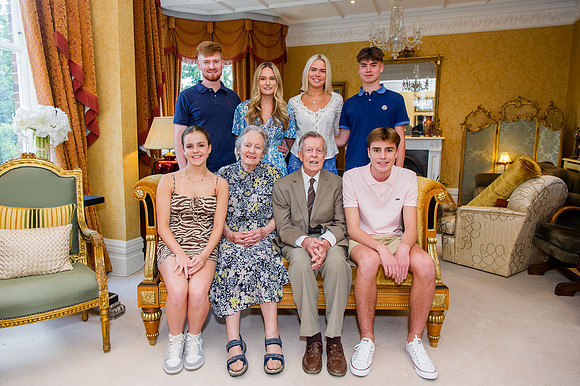 KatePhillipsfamily_3-7-23_005