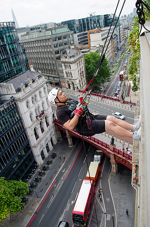 Hogan Lovells Abseiling 2022_010
