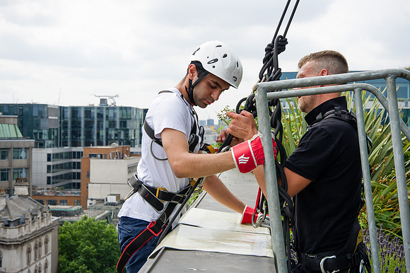 Hogan Lovells Abseiling 2022_096