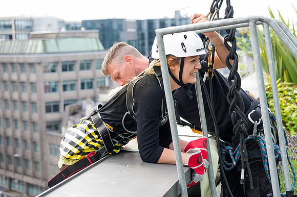 Hogan Lovells Abseiling 2022_027