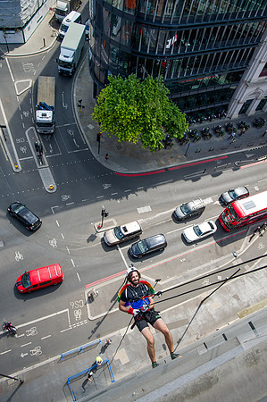Hogan Lovells Abseiling 2022_159