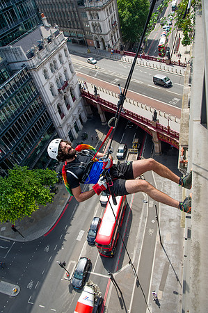 Hogan Lovells Abseiling 2022_155